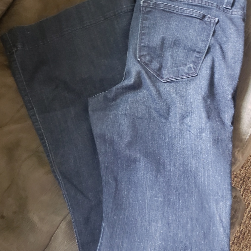 Wide flare (bell.bottom style) jeans